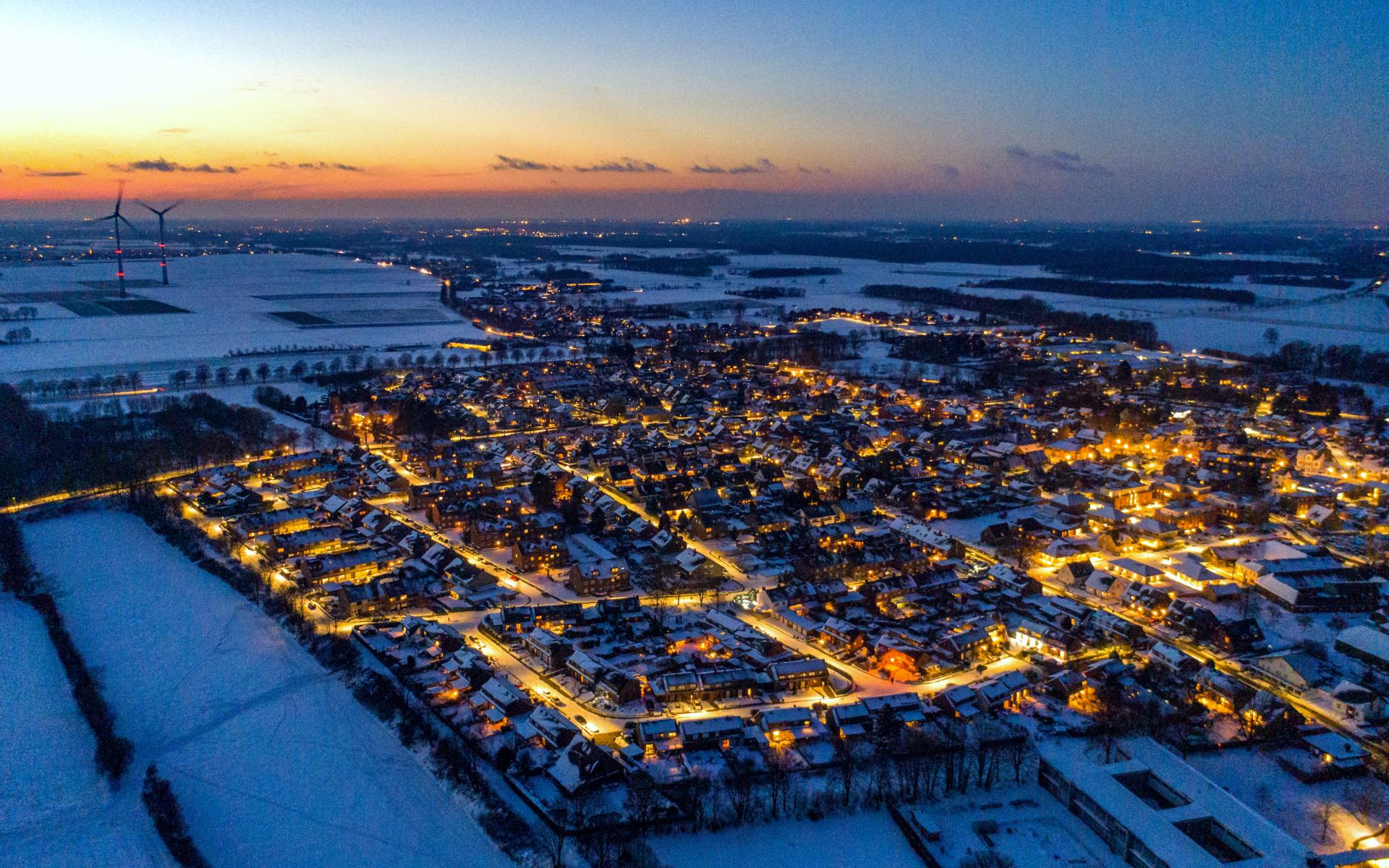 Luftbild: Sevelen im Winter (Header)