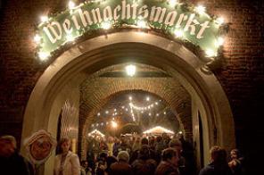 Eingang Weihnachtsmarkt Issum