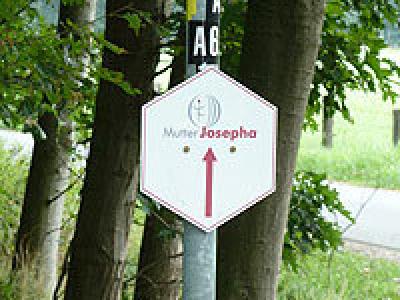 Beschilderung Mutter-Josepha-Weg