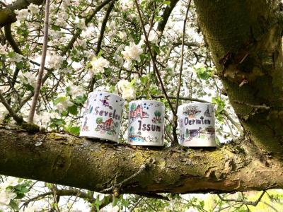 Foto Issum, Sevelen und Oermten Tassen auf Ast von Laura Leenen